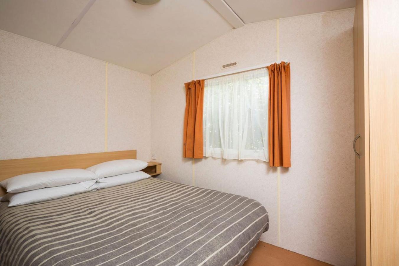 Lakes Country Park Holiday home *
