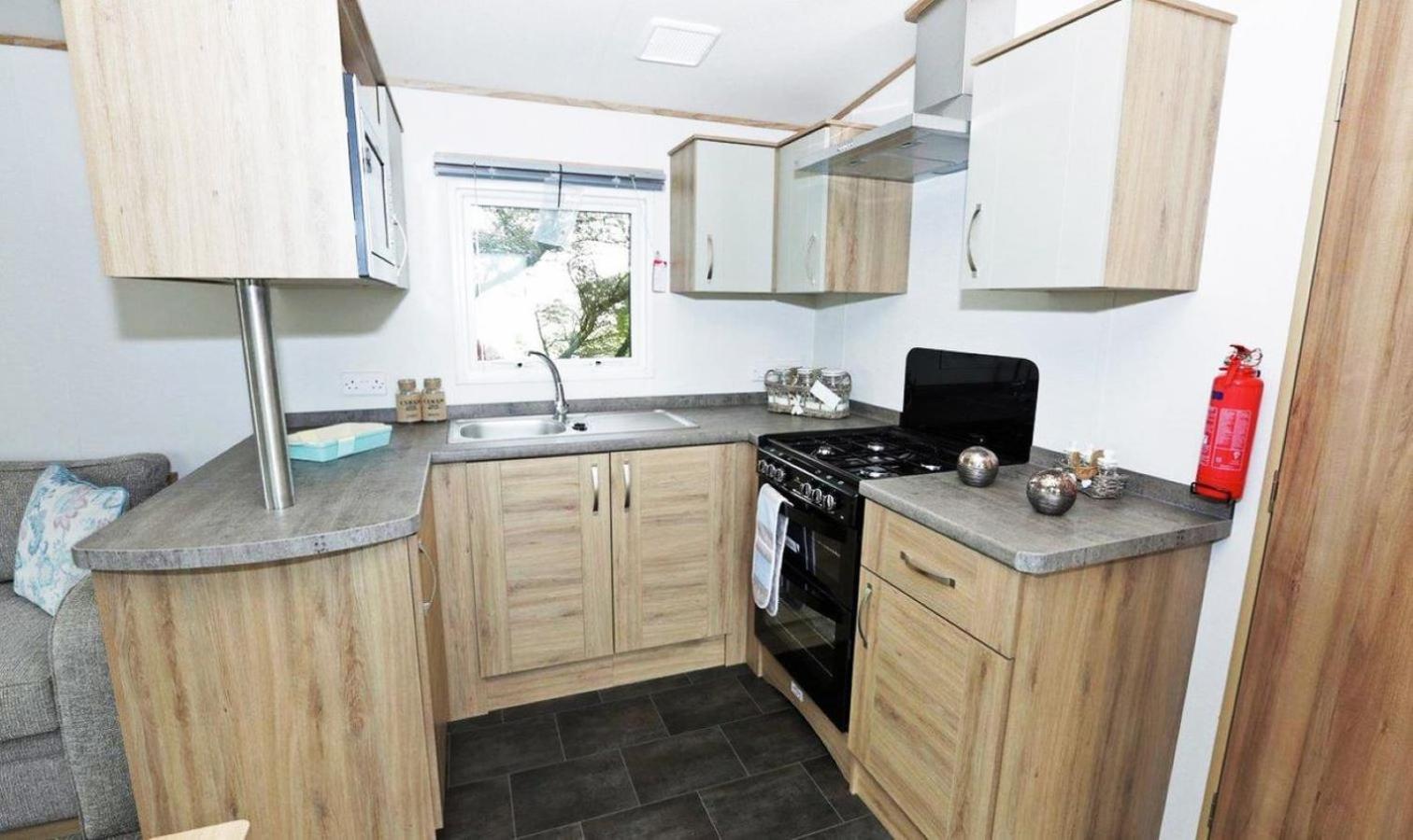 Lakes Country Park Holiday home
