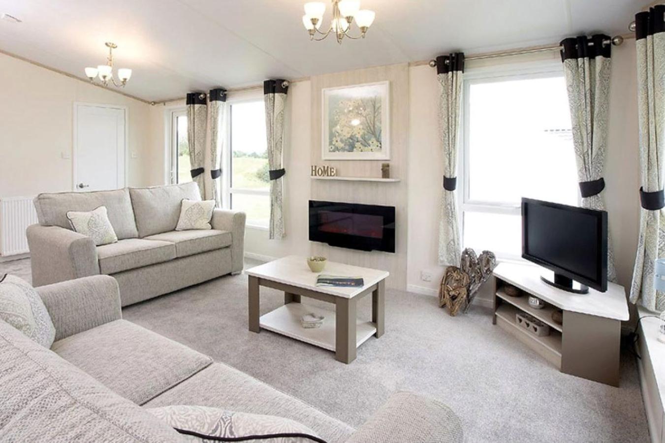 Holiday home Lakes Country Park