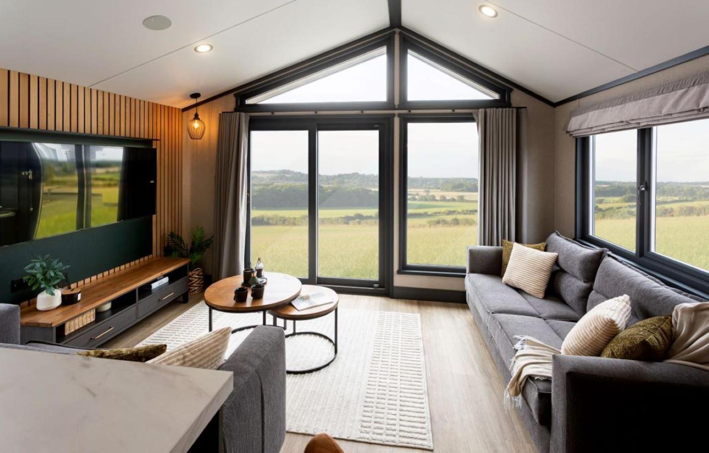Lakes Country Park Holiday home *